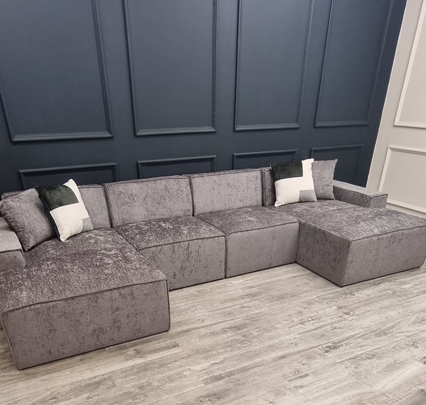 Atlanta Modula Sofa - Cinema